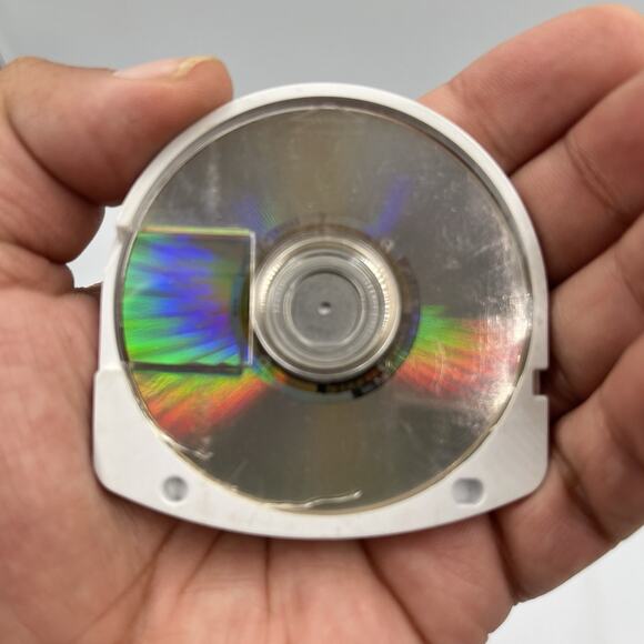 Gretzky NHL (Sony PSP, 2005) Disc Only - Tested and works - Picture 4 of 4